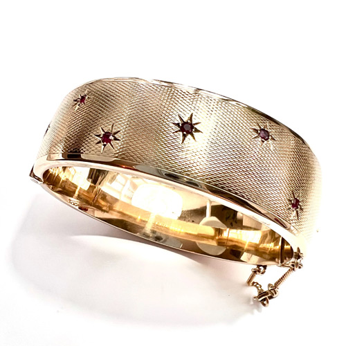 Antique Bangles - 65 items for sale on sellingantiques.co.uk