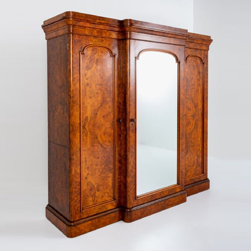 Antique Burr Wardrobes - 14 items for sale on sellingantiques.co.uk