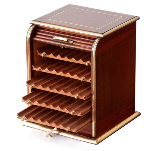 Antique Cigar Boxes - 12 items for sale on sellingantiques.co.uk