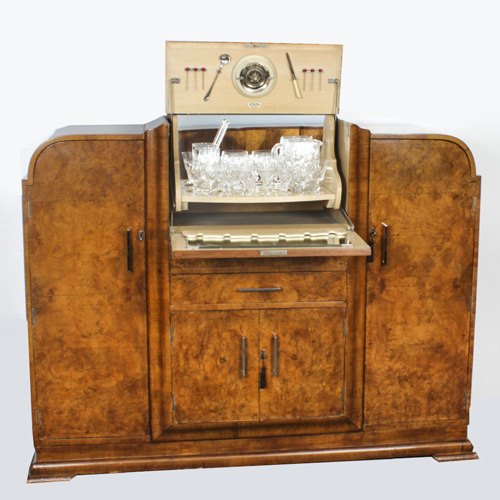 Antique Cocktail Cabinets - 29 items for sale on sellingantiques.co.uk