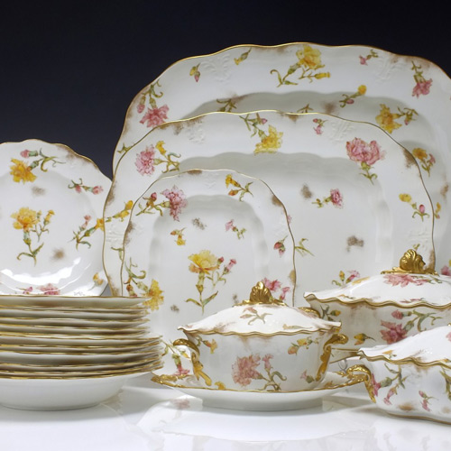 Antique Dinner Service - 7 items for sale on sellingantiques.co.uk