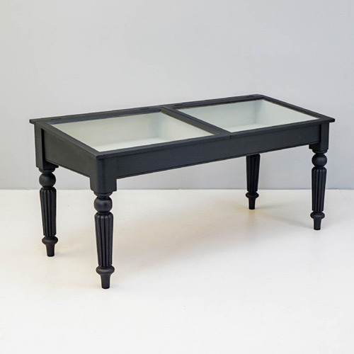 Antique Display Tables - 37 items for sale on sellingantiques.co.uk