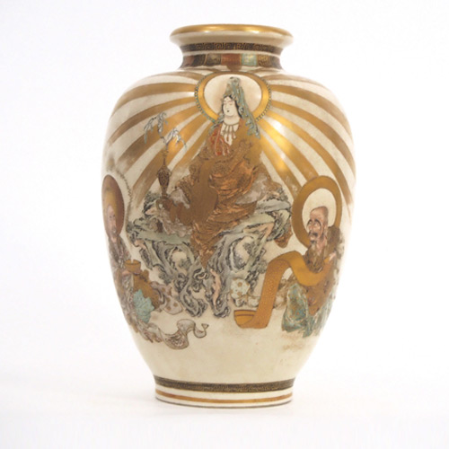 Antique Japanese Vases - 140 items for sale on sellingantiques.co.uk