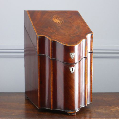 Antique Knife Boxes - 16 items for sale on sellingantiques.co.uk