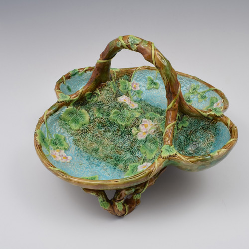 Antique Majolica - 52 items for sale on sellingantiques.co.uk