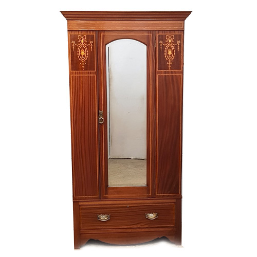 Antique Single Wardrobes - 7 items for sale on sellingantiques.co.uk
