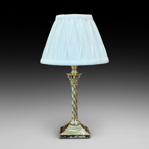Antique Table Lamps - 451 items for sale on sellingantiques.co.uk
