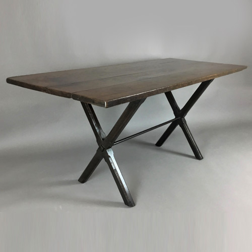 Antique Tavern Tables - 17 items for sale on sellingantiques.co.uk