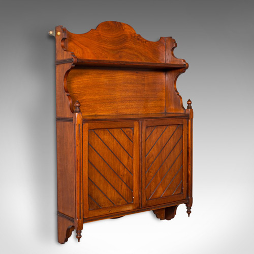 Antique Wall Cabinets - 18 items for sale on sellingantiques.co.uk