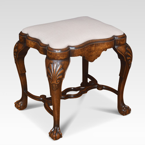 Antique Walnut Stools - 111 items for sale on sellingantiques.co.uk