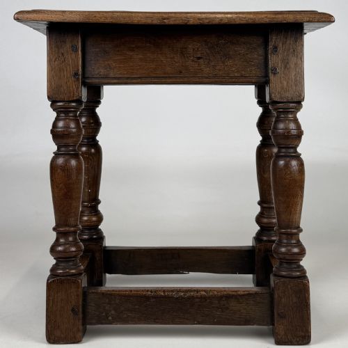 ANTIQUE 19TH CENTURY GOOD QUALITY JOINT OAK STOOL