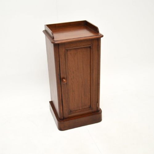 ANTIQUE VICTORIAN MAHOGANY BEDSIDE CABINET
