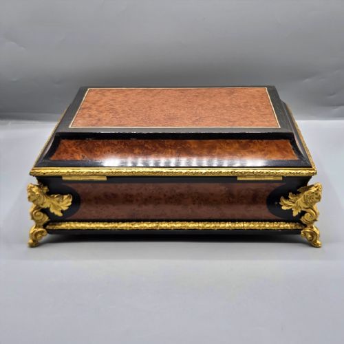 SUPERB EXTRA LARGE AMBOYNA EBONY JEWELLERY TABLE BOX - ADDITIONAL PHOTO 4