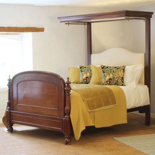 VICTORIAN MAHOGANY HALF TESTER BED