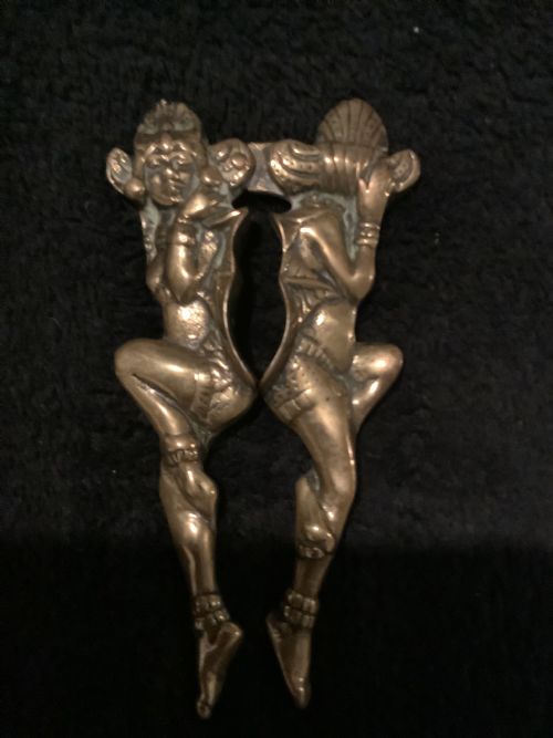 A SUPERB AND AMUSING FINELY CAST BRASS NUT CRACKER
