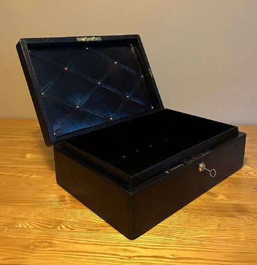 ANTIQUE VICTORIAN WICKWAR BLACK LEATHER DESPATCH BOX WITH BRAMAH LOCK AND KEY