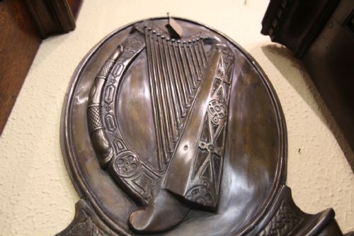 LARGE BRONZE IRISH PLAQUE - ADDITIONAL PHOTO 3
