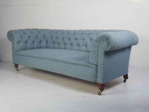 19TH CENTURY CHESTERFIELD SOFA