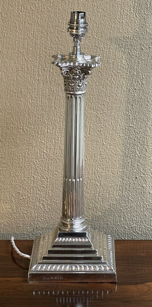 TALL EDWARDIAN SOLID SILVER CORINTHIAN COLUMN TABLE LAMP 1905