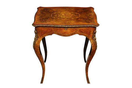 FRENCH WALNUT MARQUETRY INLAID DRESSING TABLE WITH ORMOLU MOUNTS C1900