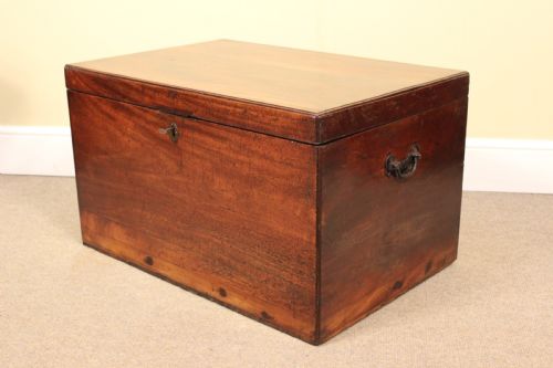 19THC WALNUT CHEST