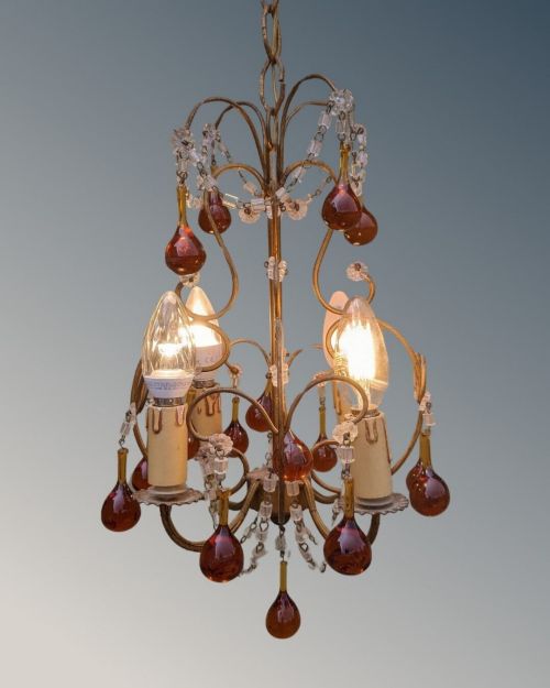PRETTY FOUR LIGHT CHANDELIER WITH AMBER GLASS DROPS