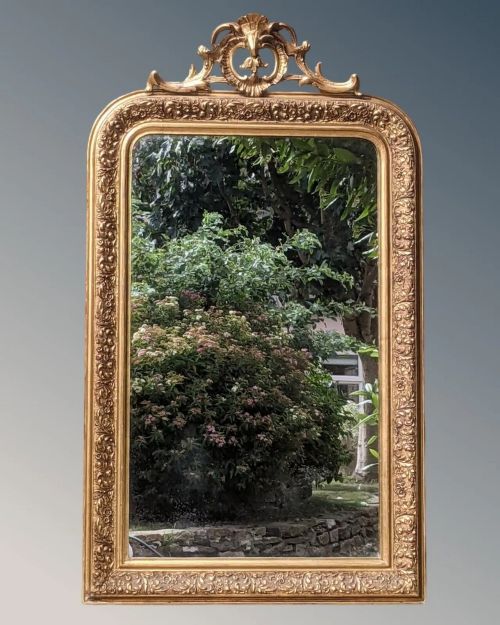 GOOD FRENCH ARCHED GILT MIRROR LOUIS XV