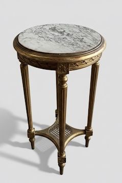 EARLY 20TH CENTURY GILTWOOD LAMP TABLE WITH MARBLE TOP
