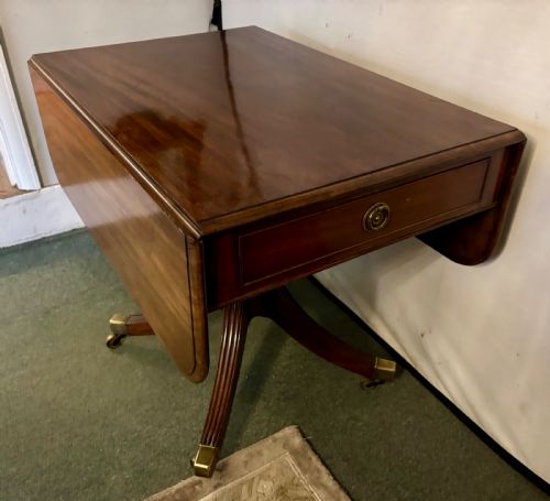 SMALL REGENCY FIGURED MAHOGANY SUPPER TABLE - ADDITIONAL PHOTO 7