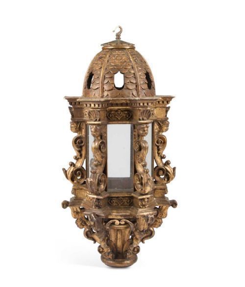 A 19TH CENTURY BAROQUE STYLE VENETIAN CARVED GILTWOOD LANTERN