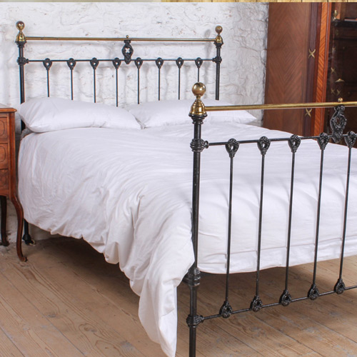 Victorian Beds - 109 items for sale on sellingantiques.co.uk