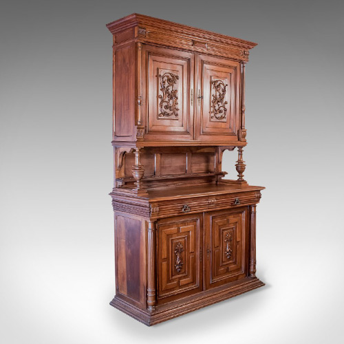 Victorian Cupboards - 163 items for sale on sellingantiques.co.uk